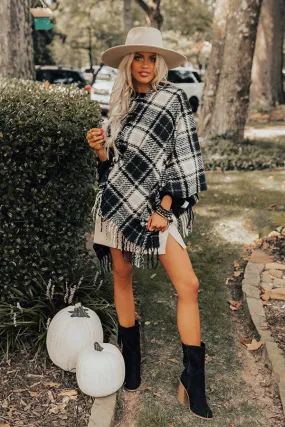 Capture A Memory Plaid Poncho In Black