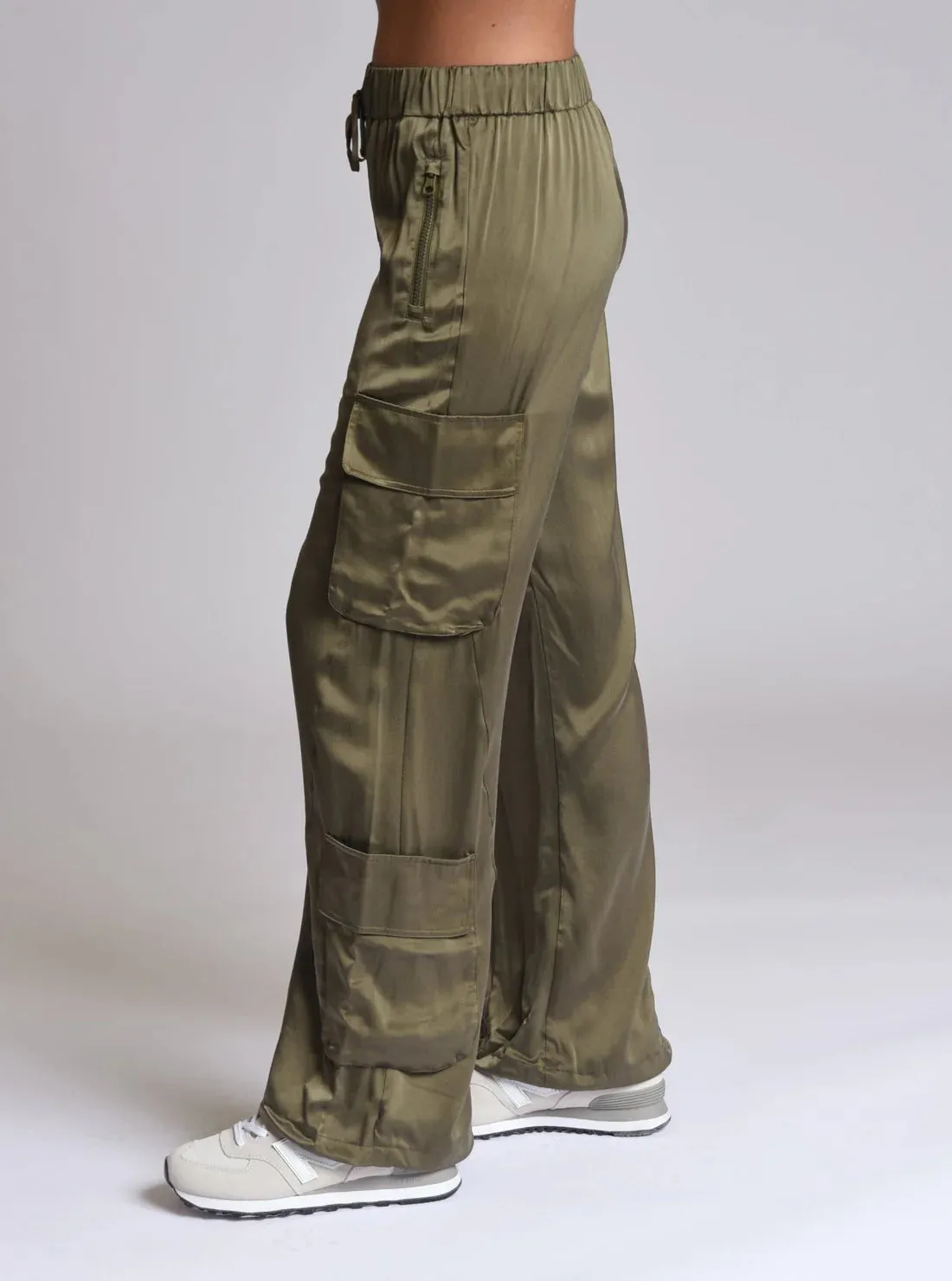 CHELSEA SILK WIDE LEG PANT