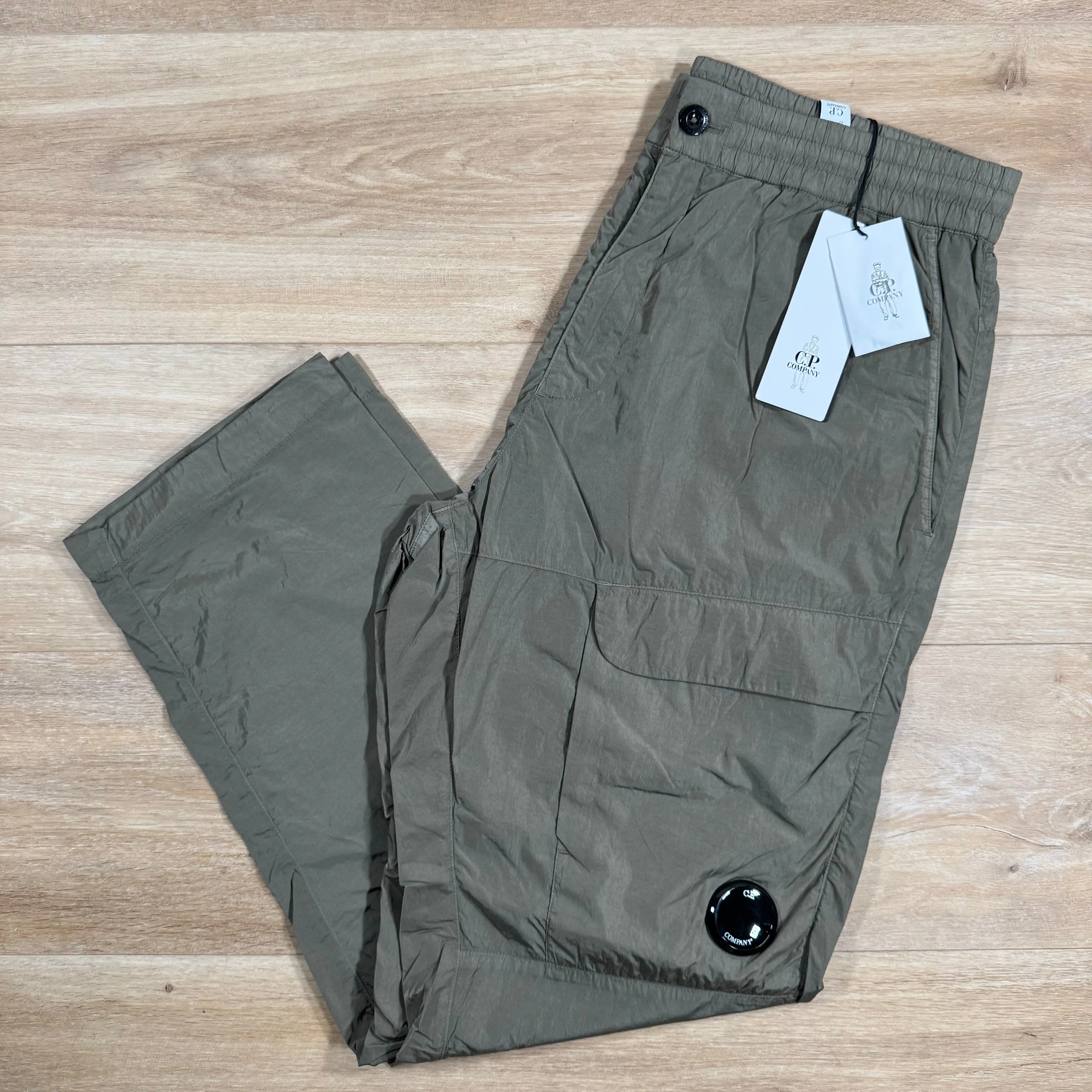 C.P. Company Chrome-R Loose Cargo Pants in Walnut