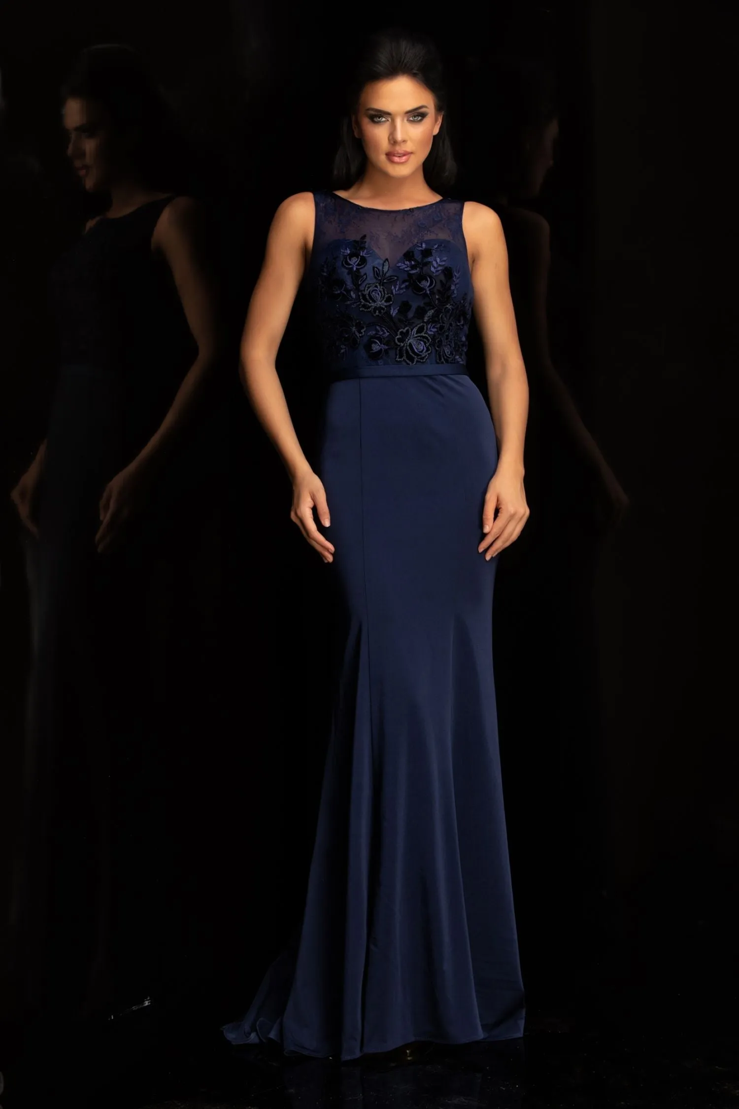 Lucci Lu 6043W Navy Blue Evening Dress with Removeable Cape - Size 22W