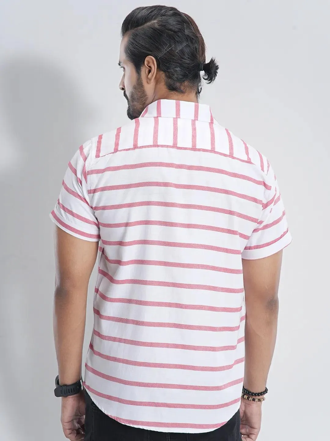 Men's Short Sleeve Casual Shirt in Vertical Stripe Shirt