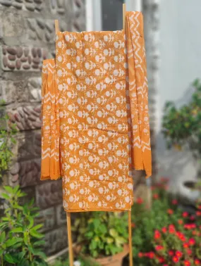 MUSTARD YELLOW BLOCK PRINT COTTON SUIT SET.