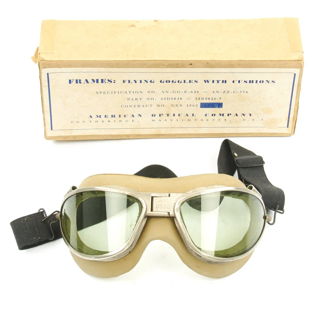 Original U.S. WWII Army Air Force Aviator Flight Helmet Set - AN6530 Green Goggles, A-14 Mask, A-11 Helmet