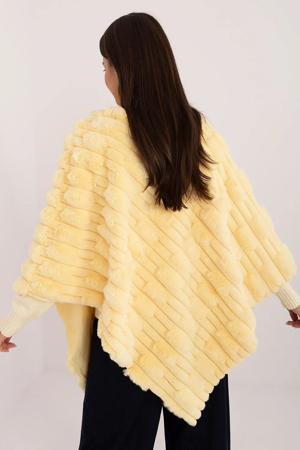 Poncho model 190863 AT