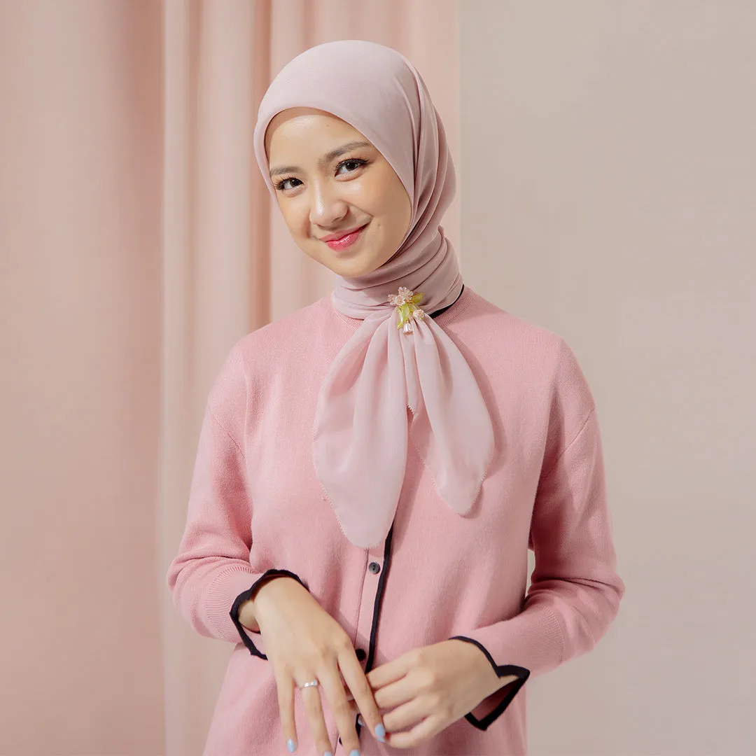 Zahira Knit in Dusty Pink (Lozy x Nashwa)